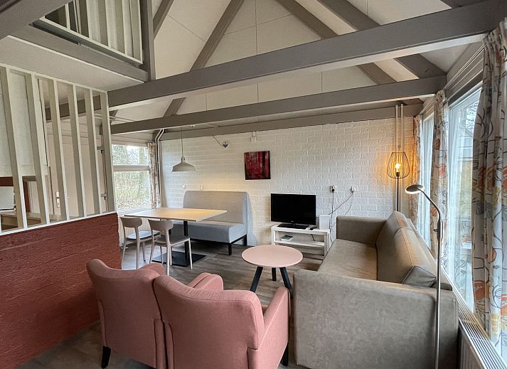 Guest house 393944 - Holiday property Zuid Limburg - Vakantiehuis Bungalowpark Simpelveld - Alpha 77