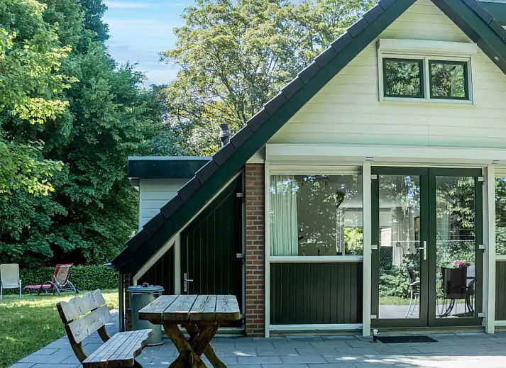 Guest house 393961 - Bungalow Zuid Limburg - Vakantiebungalow 127 De Smokkelaar