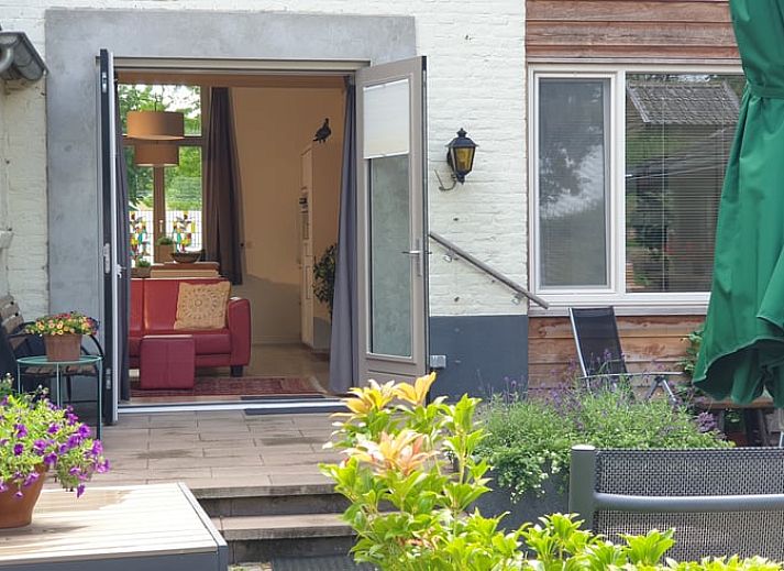 Geniessen Sie den schoenen Garten des Ferienhauses in Valkenburg aan de Geul, Suedlimburg.