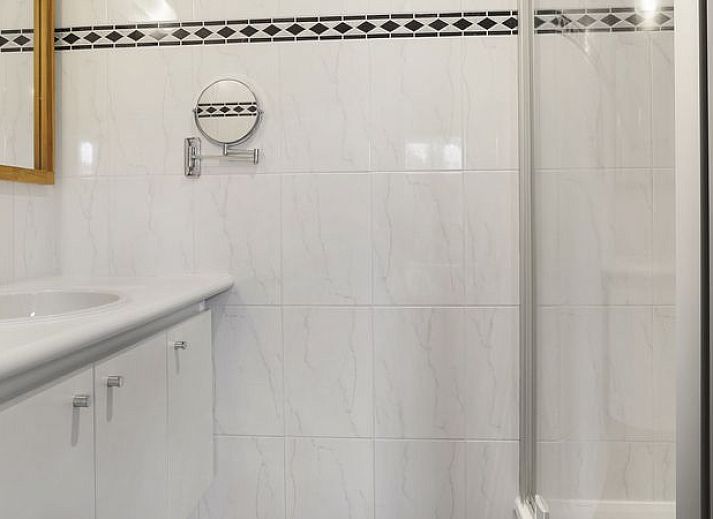 Guest house 394508 - Bungalow Zuid Limburg - Kasteeldomein De Cauberg | 6-persoons villa | 6L