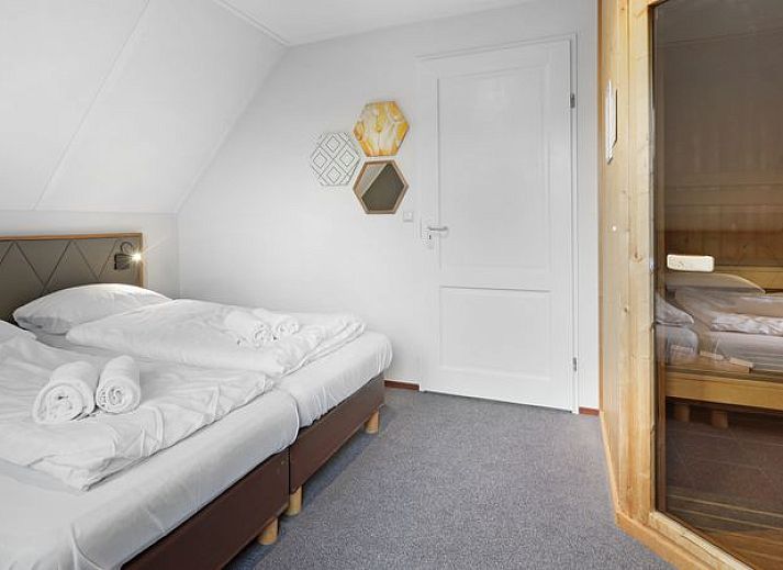 Guest house 394508 - Bungalow Zuid Limburg - Kasteeldomein De Cauberg | 6-persoons villa | 6L