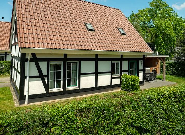 Guest house 394510 - Bungalow Zuid Limburg - Kasteeldomein De Cauberg | 6-persoons villa | 6ELW