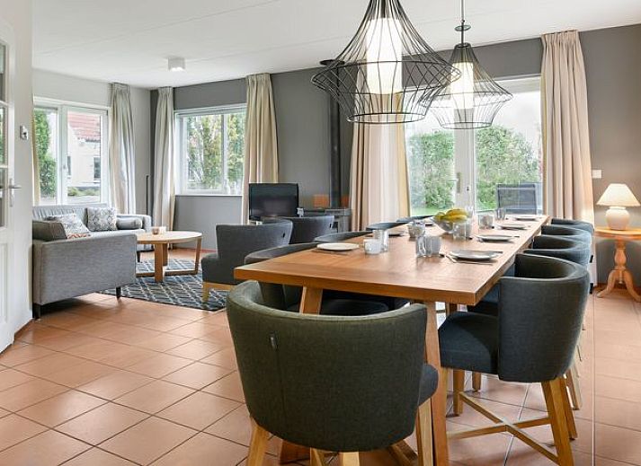 Guest house 394511 - Bungalow Zuid Limburg - Kasteeldomein De Cauberg | 10-persoons villa | 10C