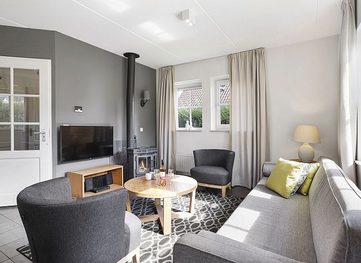 Guest house 394522 - Bungalow Zuid Limburg - Kasteeldomein De Cauberg | 6-persoons villa | 6L