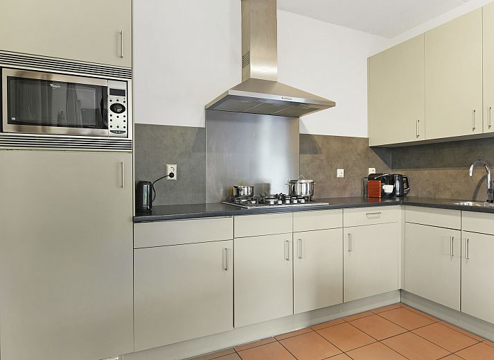 Guest house 394524 - Bungalow Zuid Limburg - Kasteeldomein De Cauberg | 10-persoons villa | 10EL