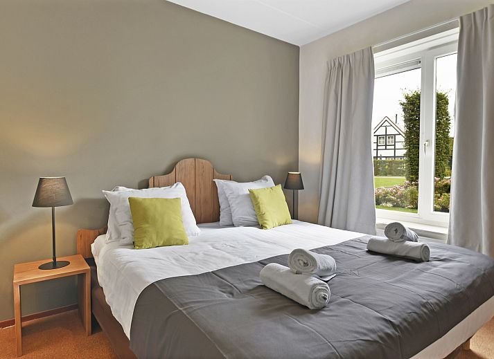 Guest house 394524 - Bungalow Zuid Limburg - Kasteeldomein De Cauberg | 10-persoons villa | 10EL