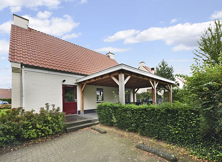 Guest house 394524 - Bungalow Zuid Limburg - Kasteeldomein De Cauberg | 10-persoons villa | 10EL