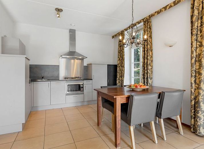 Guest house 394525 - Bungalow Zuid Limburg - Kasteeldomein De Cauberg | 2-persoons appartement | 2ELA