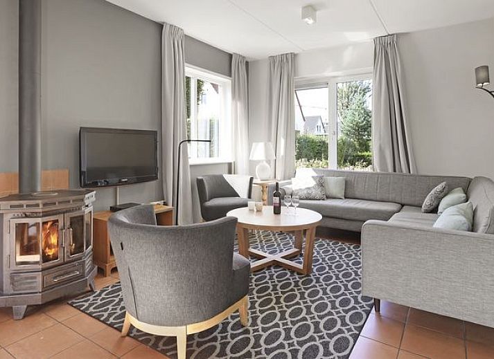 Guest house 394528 - Bungalow Zuid Limburg - Kasteeldomein De Cauberg | 8-persoons villa | 8L