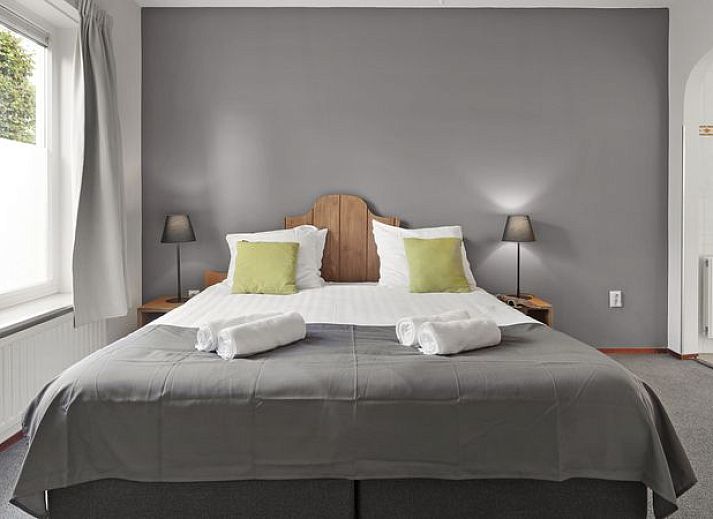 Guest house 394528 - Bungalow Zuid Limburg - Kasteeldomein De Cauberg | 8-persoons villa | 8L