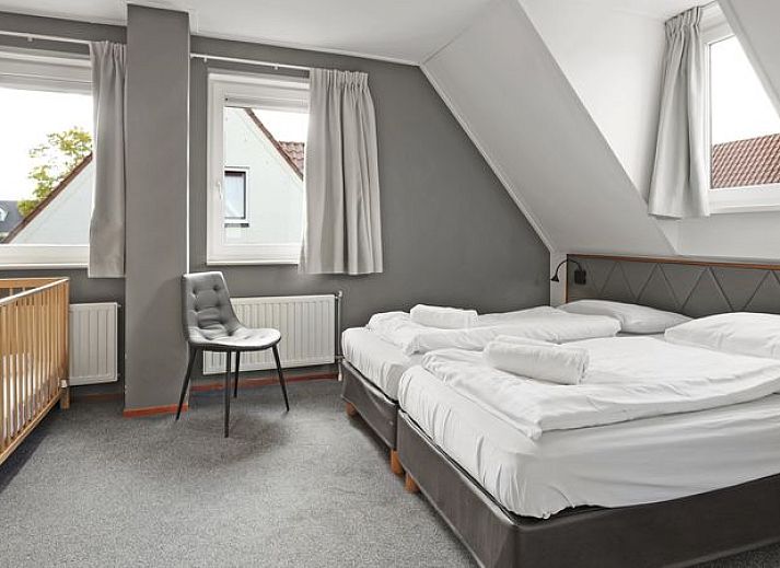 Guest house 394528 - Bungalow Zuid Limburg - Kasteeldomein De Cauberg | 8-persoons villa | 8L