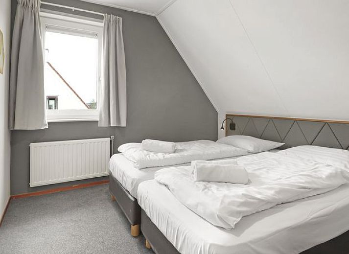 Guest house 394528 - Bungalow Zuid Limburg - Kasteeldomein De Cauberg | 8-persoons villa | 8L