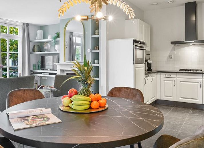 Guest house 394529 - Bungalow Zuid Limburg - Kasteeldomein De Cauberg | 4-persoons appartement - Extra to