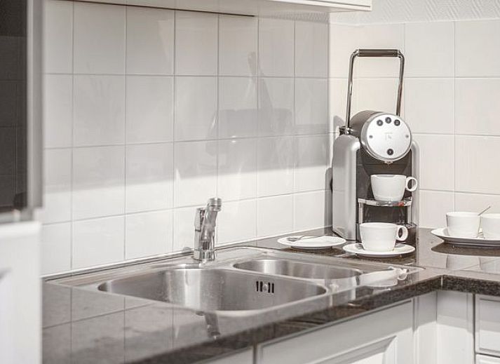 Guest house 394529 - Bungalow Zuid Limburg - Kasteeldomein De Cauberg | 4-persoons appartement - Extra to