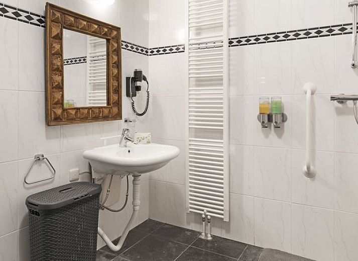 Guest house 394529 - Bungalow Zuid Limburg - Kasteeldomein De Cauberg | 4-persoons appartement - Extra to