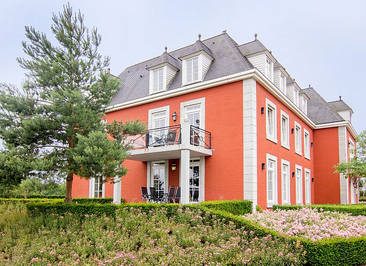 Kasteeldomein De Cauberg in Valkenburg a.d. Geul, charmant 4-persoons appartement met prachtige tuin.