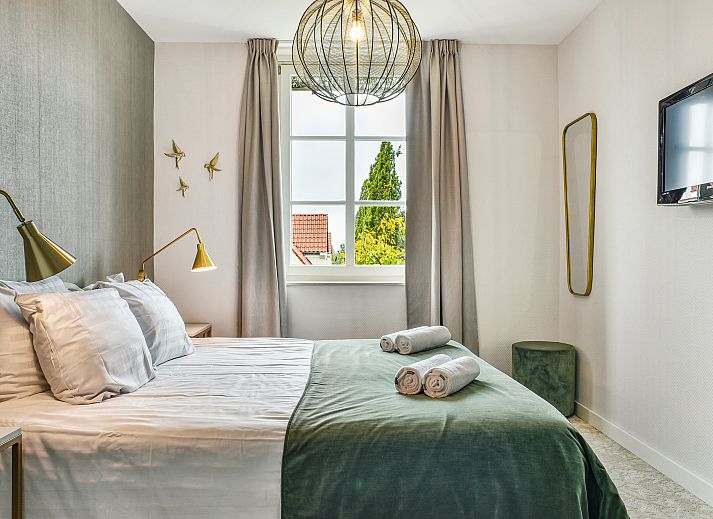 Moderne badkamer met sauna in Kasteeldomein De Cauberg, luxe verblijf in Valkenburg a.d. Geul.