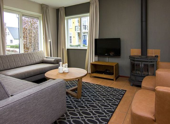 Guest house 394531 - Bungalow Zuid Limburg - Kasteeldomein De Cauberg | 10-persoons villa | 10L