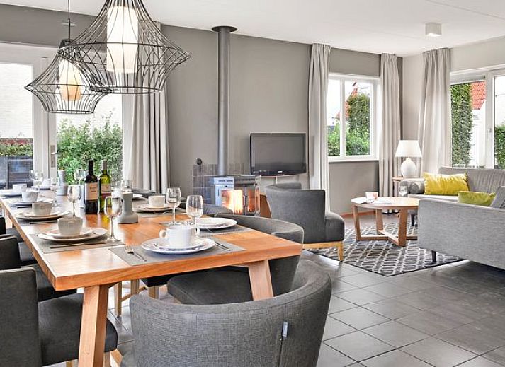 Guest house 394531 - Bungalow Zuid Limburg - Kasteeldomein De Cauberg | 10-persoons villa | 10L