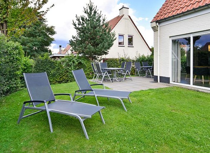 Guest house 394531 - Bungalow Zuid Limburg - Kasteeldomein De Cauberg | 10-persoons villa | 10L