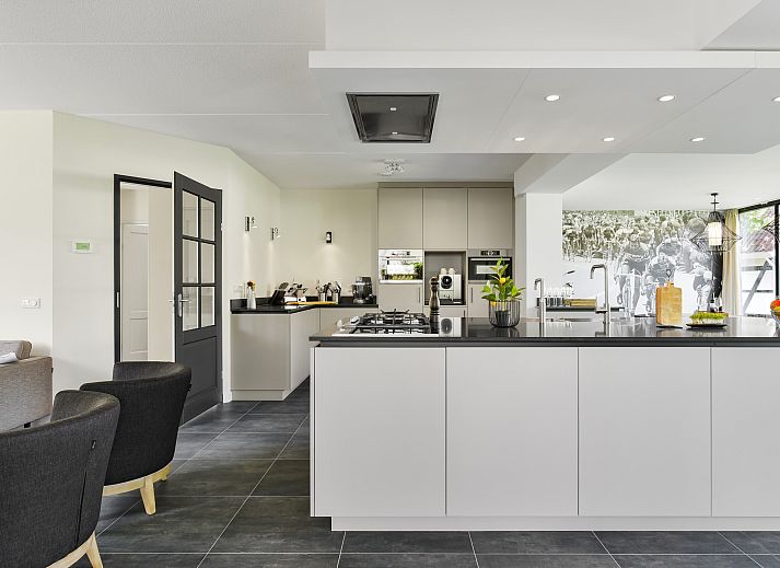 Exterior of Kasteeldomein De Cauberg 10-person Villa Culinary in green Valkenburg a.d. Geul.