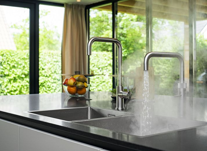 Exterior of Kasteeldomein De Cauberg 10-person Villa Culinary in green Valkenburg a.d. Geul.