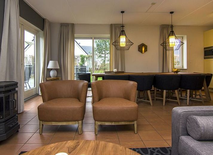 Guest house 394533 - Bungalow Zuid Limburg - Kasteeldomein De Cauberg | 10-persoons villa | 10EL