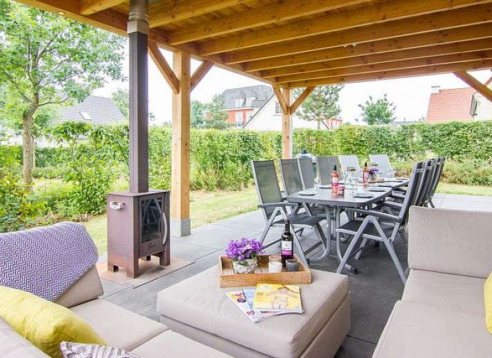 Guest house 394533 - Bungalow Zuid Limburg - Kasteeldomein De Cauberg | 10-persoons villa | 10EL