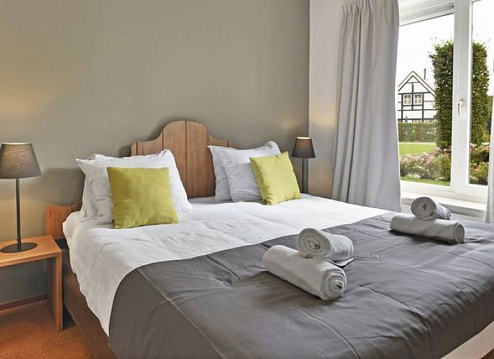 Guest house 394533 - Bungalow Zuid Limburg - Kasteeldomein De Cauberg | 10-persoons villa | 10EL