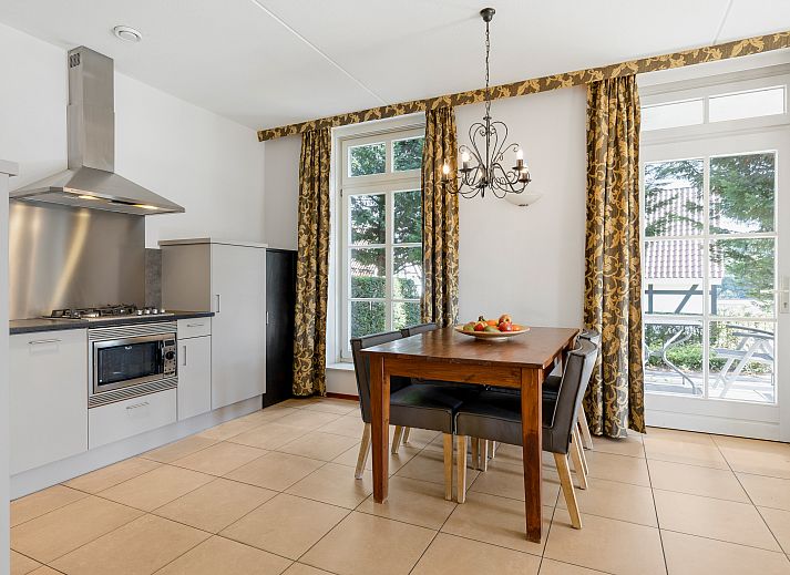 Guest house 394540 - Bungalow Zuid Limburg - Kasteeldomein De Cauberg | 2-persoons appartement | 2ELA