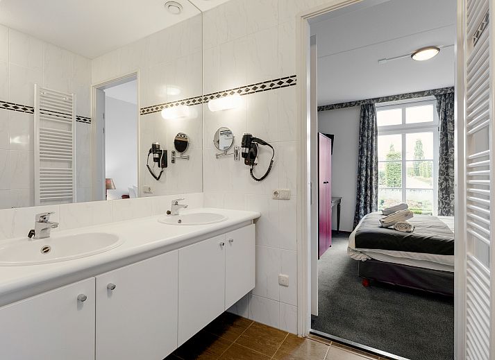 Guest house 394540 - Bungalow Zuid Limburg - Kasteeldomein De Cauberg | 2-persoons appartement | 2ELA