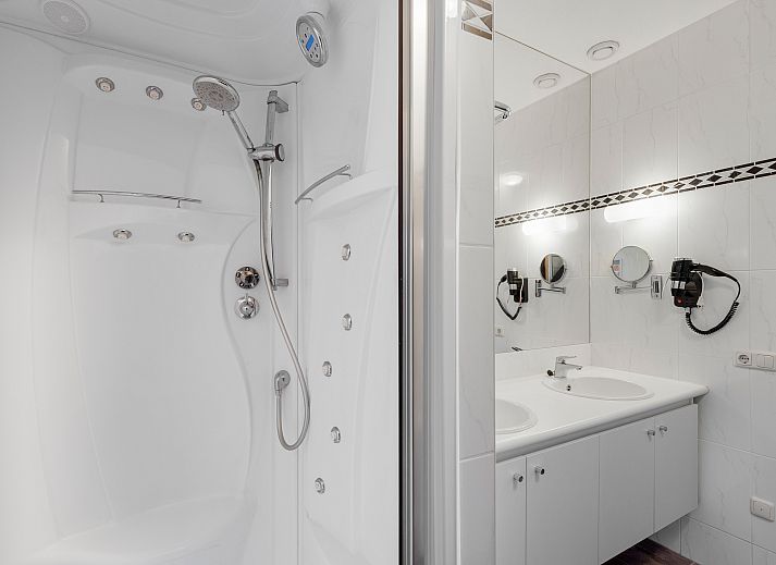 Guest house 394540 - Bungalow Zuid Limburg - Kasteeldomein De Cauberg | 2-persoons appartement | 2ELA