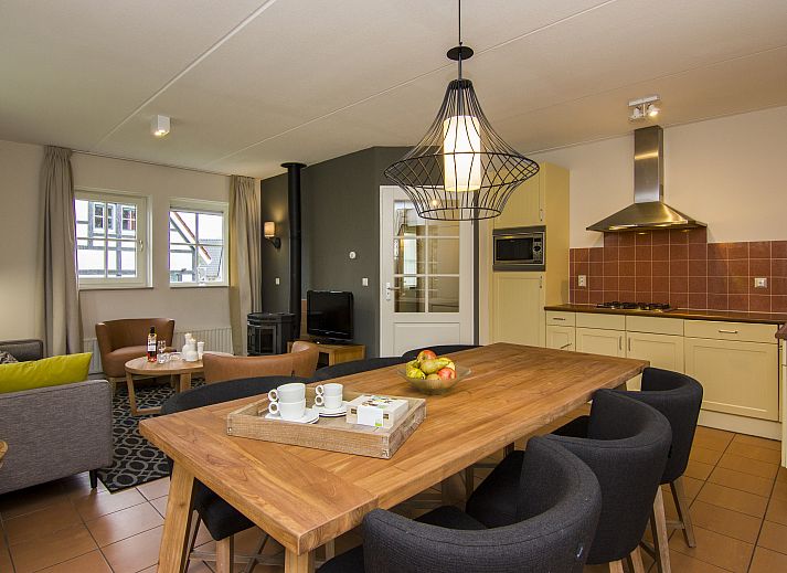 Guest house 394543 - Bungalow Zuid Limburg - Kasteeldomein De Cauberg | 6-persoons villa | 6EL