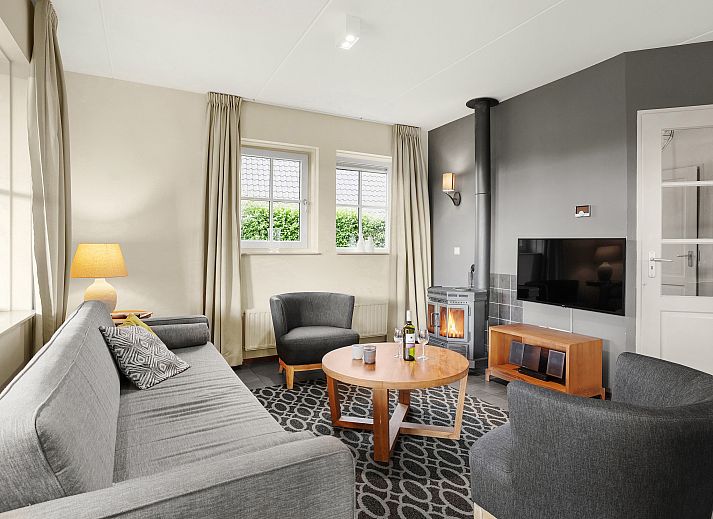 Guest house 394543 - Bungalow Zuid Limburg - Kasteeldomein De Cauberg | 6-persoons villa | 6EL