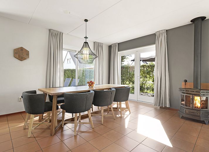 Verblijf 394545 - Bungalow Zuid Limburg - Kasteeldomein De Cauberg | 8-persoons villa | 8L