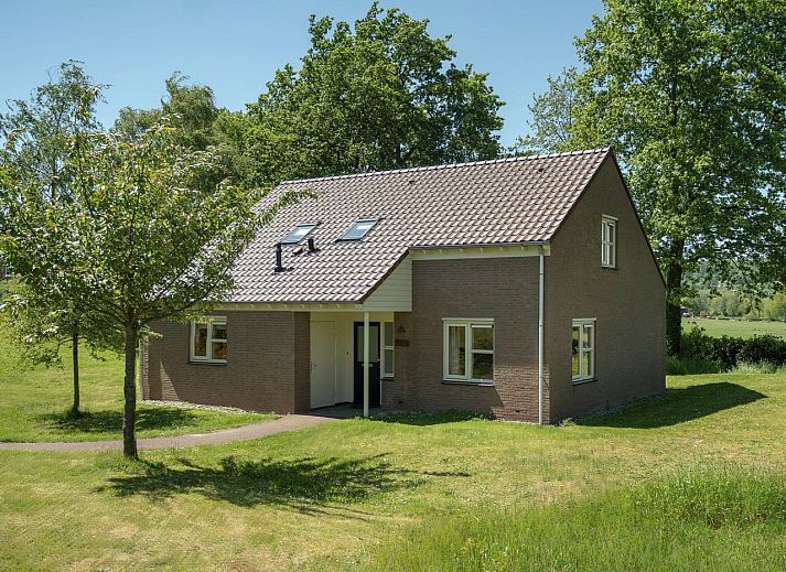 Guest house 394931 • Bungalow Zuid Limburg • Hoog Vaals | 12-persoons bungalow | 12L 