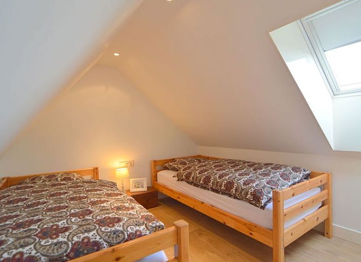 Gezellige eetruimte in Vakantiehuis in Scheulder, Zuid Limburg, met lichtinval.