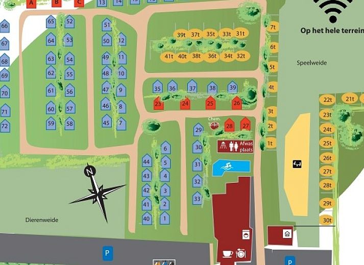 Gezellige woonkamer in Stacaravan Joopie in Schimmert, Zuid Limburg met comfortabele banken en eettafel.