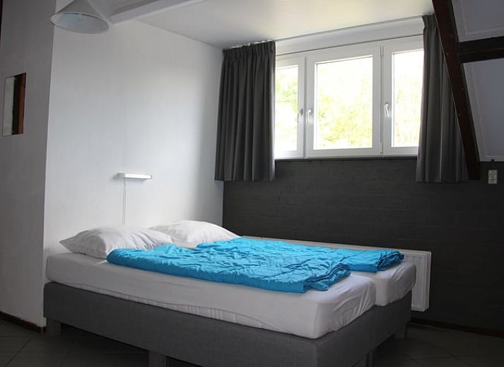 Moderne keuken in Vakantiehuisje in Ulestraten, Zuid Limburg met uitzicht op de tuin.