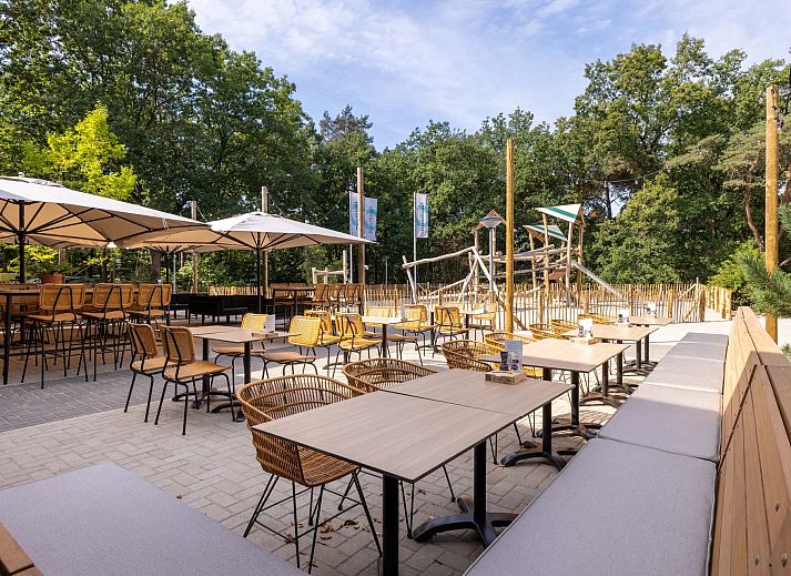 Kche in freistehendem Haus in Vlierden, Ferienhaus De Peel, Nordbrabant mit modernen Gerten.