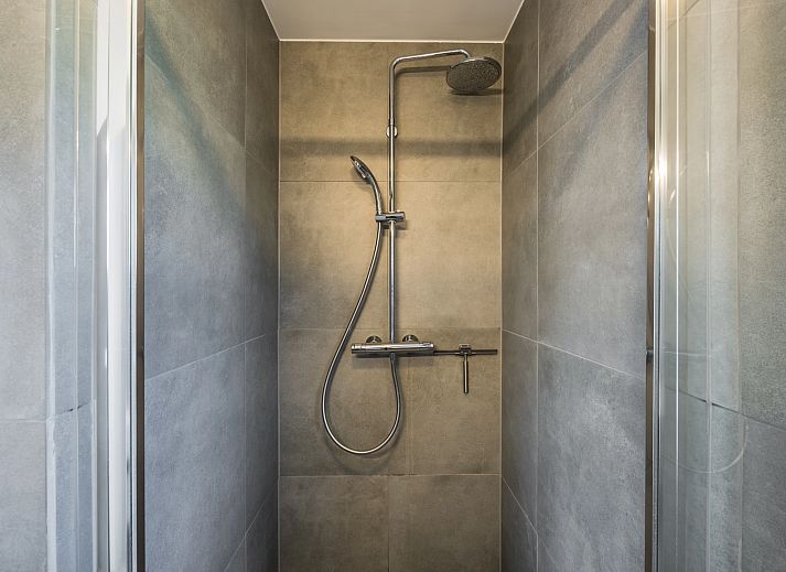 Stilvolles Wohnzimmer des 4-Personen-Hauses 4B5 in Someren, De Peel, mit gemuetlicher Sitzecke.