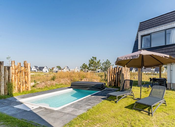 Privezwembad bij 8-persoonsbungalow 8ELZ in Someren, De Peel, Noord Brabant.