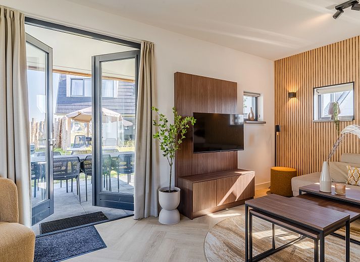 Gezellige zithoek in 8-persoonsbungalow 8ELZ, Someren, De Peel, Noord Brabant.