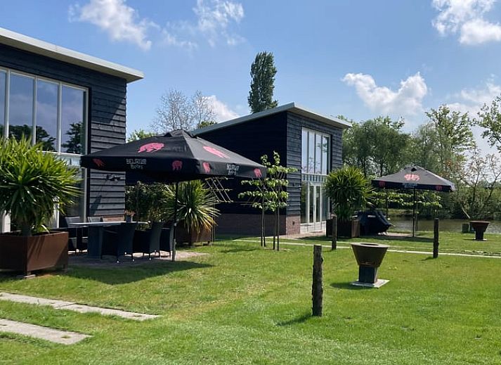 Ferienhaus in Venhorst mit moderner Architektur in De Peel, Nordbrabant.