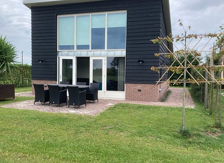 Ruhige Aussicht auf das Wasser im Ferienhaus in Venhorst, De Peel, Nordbrabant.
