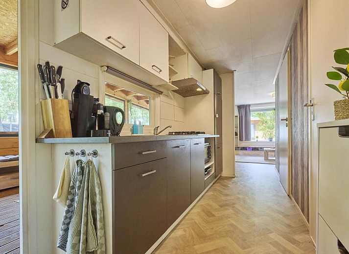 t Heische hofje vakantiehuis in Zeeland, De Peel, Noord Brabant met ruime veranda en groene omgeving.