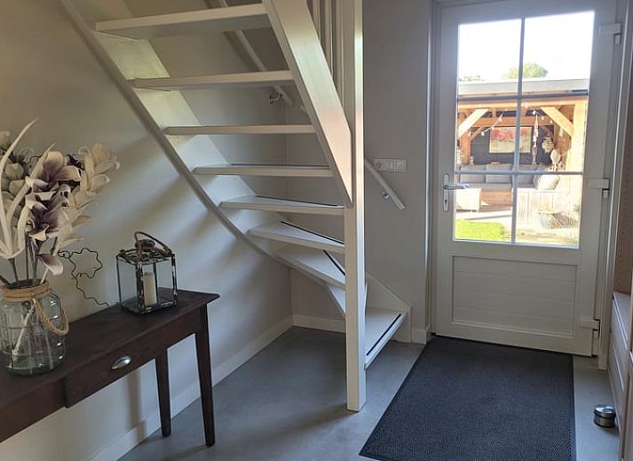 Welcome to Huisje in Zeeland, a cozy vacation home with garden views in De Peel, North Brabant.