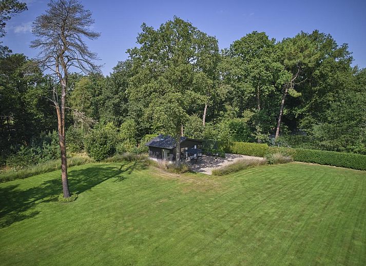 Gezellige binnenruimte van Quercus vakantiewoning in Valkenswaard, Noord Brabant.