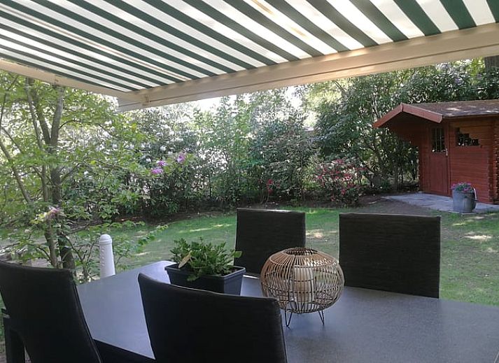 Moderne keuken in Huisje in Lage Mierde, vakantiehuis in de Kempen, Noord Brabant.