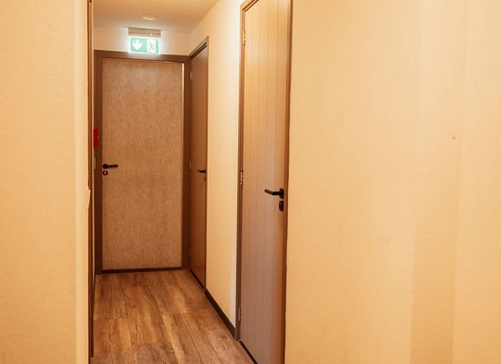 Gemuetliches Beisammensein auf der Terrasse des Ferienhauses in Bergeijk, Kempen.